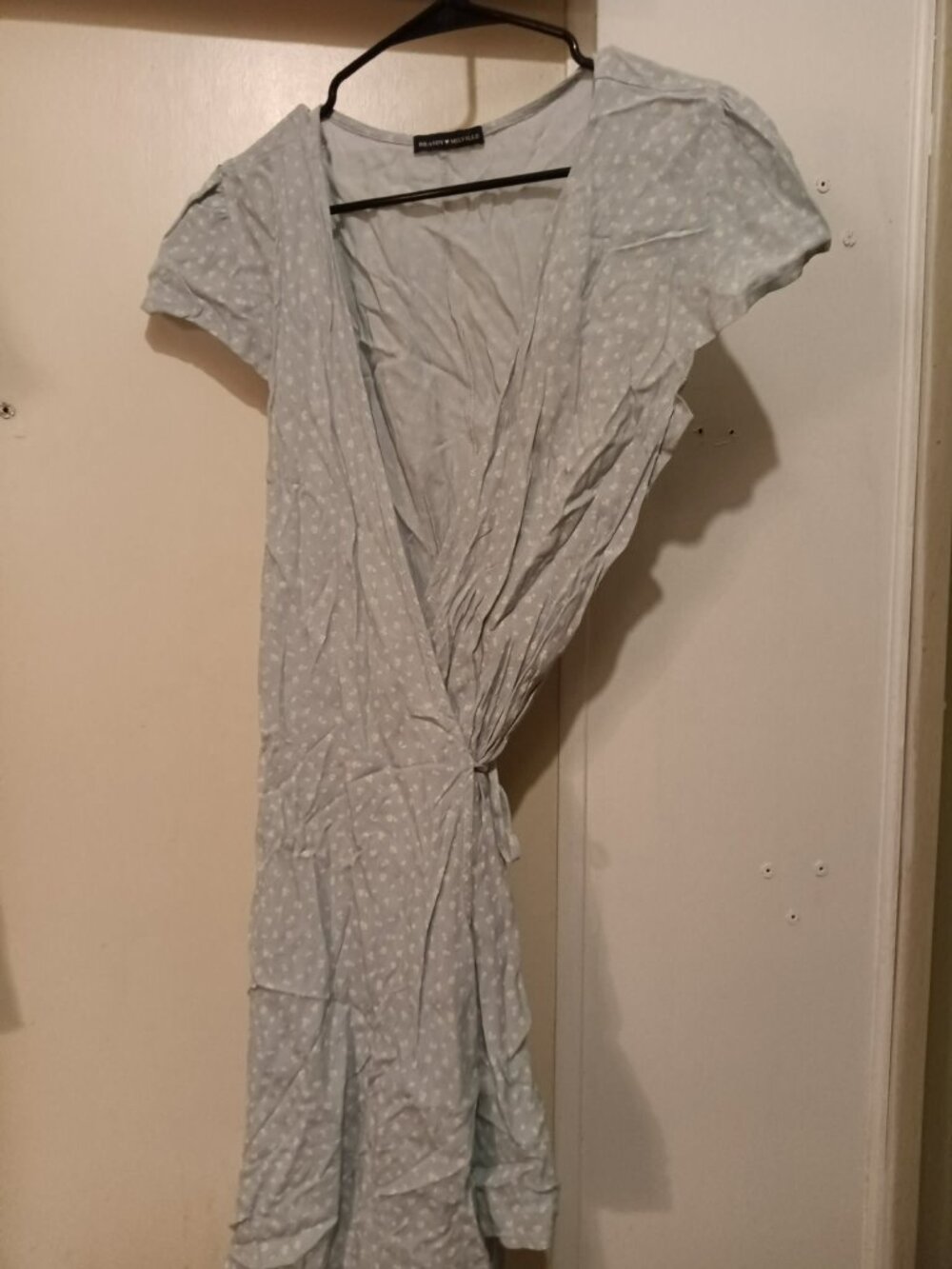 Dress Medium - Picture 3 of 3
